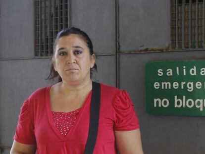 Ruth Muñoz, sevillana madre de seis hijos que a partir de este mes pasa a vivir con solo 348 euros y amenazada de deshaucio.