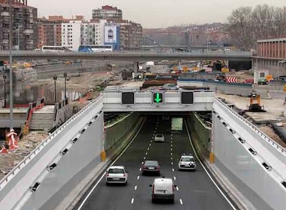 Tramo del túnel inaugurado ayer, entre el Nudo Sur y el estadio Vicente Calderón.