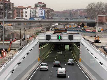Tramo del túnel inaugurado ayer, entre el Nudo Sur y el estadio Vicente Calderón.