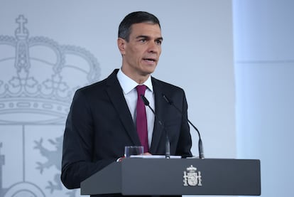 Pedro Sánchez, este domingo, en Moncloa.