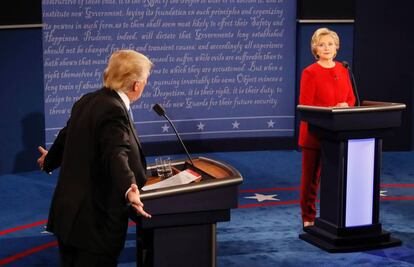 Trump y Clinton, durante el debate.