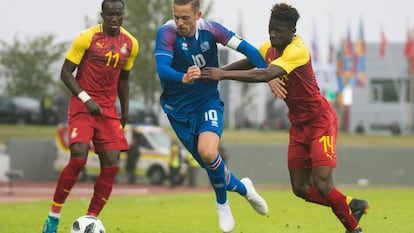 Sigurdsson, en una amistoso ante Ghana. 