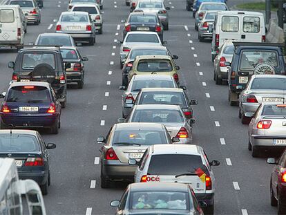 El acceso por carretera a la ciudad de Valencia desde la autovía A3, en una imagen captada ayer por la tarde.