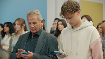 La paga es una herramienta recomendable para que los niños se adentren en el mundo de las finanzas y aprendan a administrar su dinero. Les ayuda a desarrollar hábitos de ahorro, a priorizar gastos y a convertirse en consumidores inteligentes.