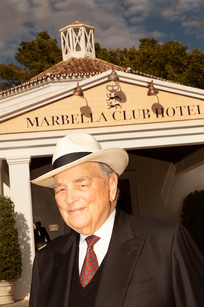 El conde Rudolf Graf von Schönburg, más conocido como el conde Rudi, que dirigió el hotel entre 1957 y 1983.