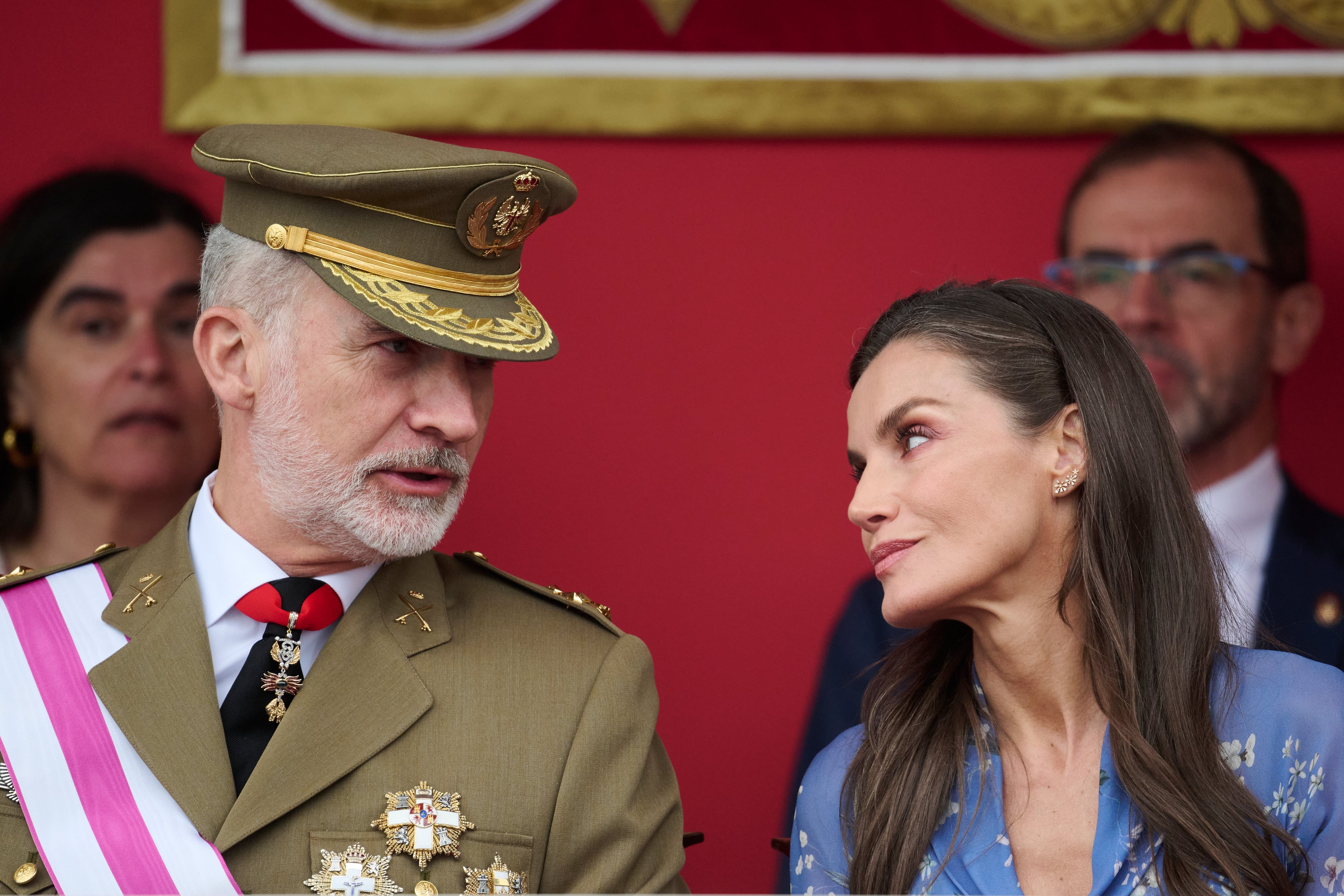 Los regalos a la Familia Real española: de un móvil del presidente chino a una botella de agua del embajador iraní