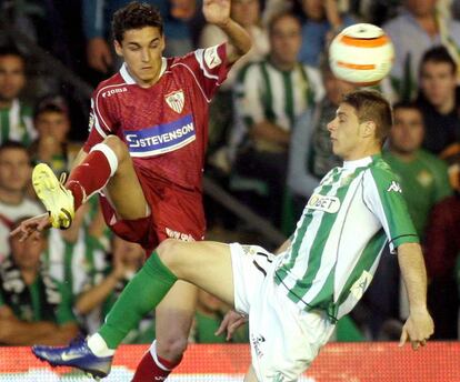 Navas y Joaquín, en el último derbi donde se enfrentaron, en 2006.