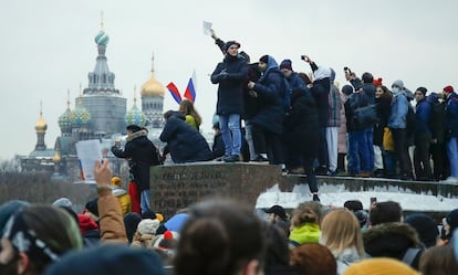 Manifestación contra el Kremlin y en apoyo a Alexéi Navalni el sábado pasado en San Petersburgo.