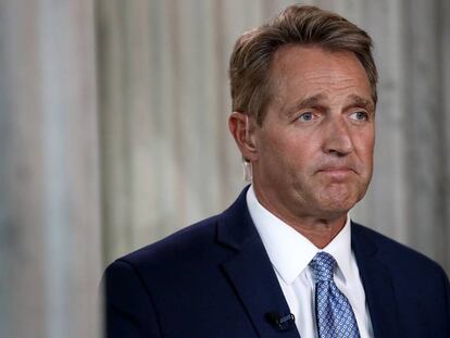 O senador Jeff Flake, na terça-feira, depois de anunciar sua retirada