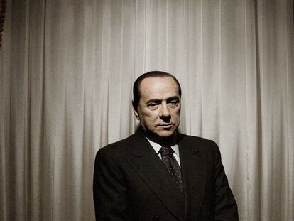 El primer ministro Silvio Berlusconi en una estancia de su residencia privada, el palacio Grazioli de Roma, en 2008.