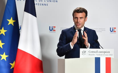 Macron, durante una conferencia de prensa el 25 de marzo tras la cumbre de la UE celebrada en Bruselas.