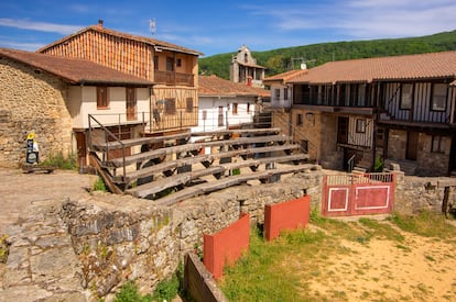 La plaza de toros de San Martín del Castañar.