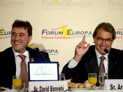 El presidente del PDeCAT, David Bonvehí, junto al expresidente de la Generalitat Artur Mas, en un acto en Barcelona, el viernes.