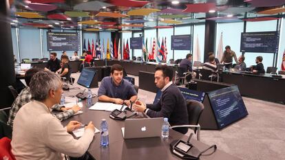 Alumnos de LaLiga Business School durante una clase.