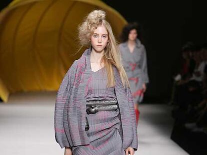 Colección presentada por Issey Miyake
