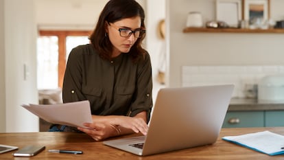 Ahorra tiempo en tus gestiones con un lector de DNI.