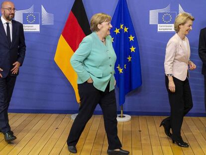 El presidente del Consejo, Charles Michel; la canciller alemana, Angela Merkel; la presidenta de la Comisión, Ursula von der Leyen; y el presidente del Parlamento Europeo, David Sassoli, el pasado 8 de julio.