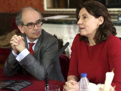 Paolo Pinamonti y la directora del INAEM, Montserrat Iglesias, durante la presentación de la temporada 2015/16.
