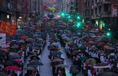 Manifestación celebrada esta tarde en Bilbao por los presos de ETA.