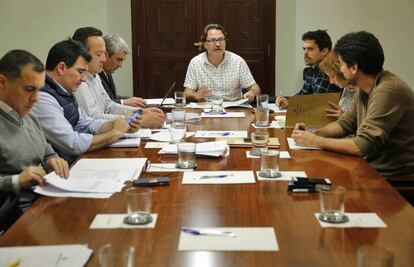 El consejo de administración de la EMT, reunido en 2019, año en que se produjo la estafa del CEO.