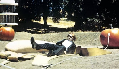 Woody Allen, en un fotorgama de la pel&iacute;cula &#039;El dormil&oacute;n&#039; (1973).