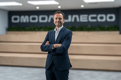 Omoda & Jaecoo ha designado a Francesco Colonnese vicepresidente de la marca en España, puesto que asume tras haber ocupado el cargo de director de ventas para el país. Con más de dos décadas de experiencia en el sector de la automoción, Colonnese ha desarrollado gran parte de su carrera en compañías multinacionales, entre ellas el Grupo Stellantis, donde desempeñó funciones estratégicas en áreas comerciales y de red.