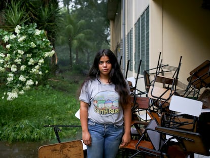 A estudante Valeska Sandoval posa durante os protestos na Universidade Autônoma da Nicarágua, em 10 de junho de 2018.