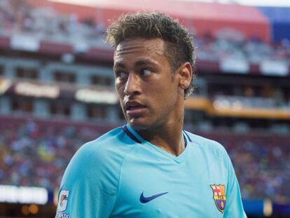 Neymar, durante el duelo ante el Manchester United.