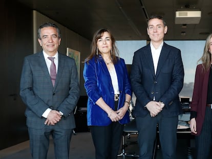 De izquierda a derecha: Antonio Aladueña, María del Rosario García, Alberto Cano, Marta Sánchez Zornoza y María José Muñoz.