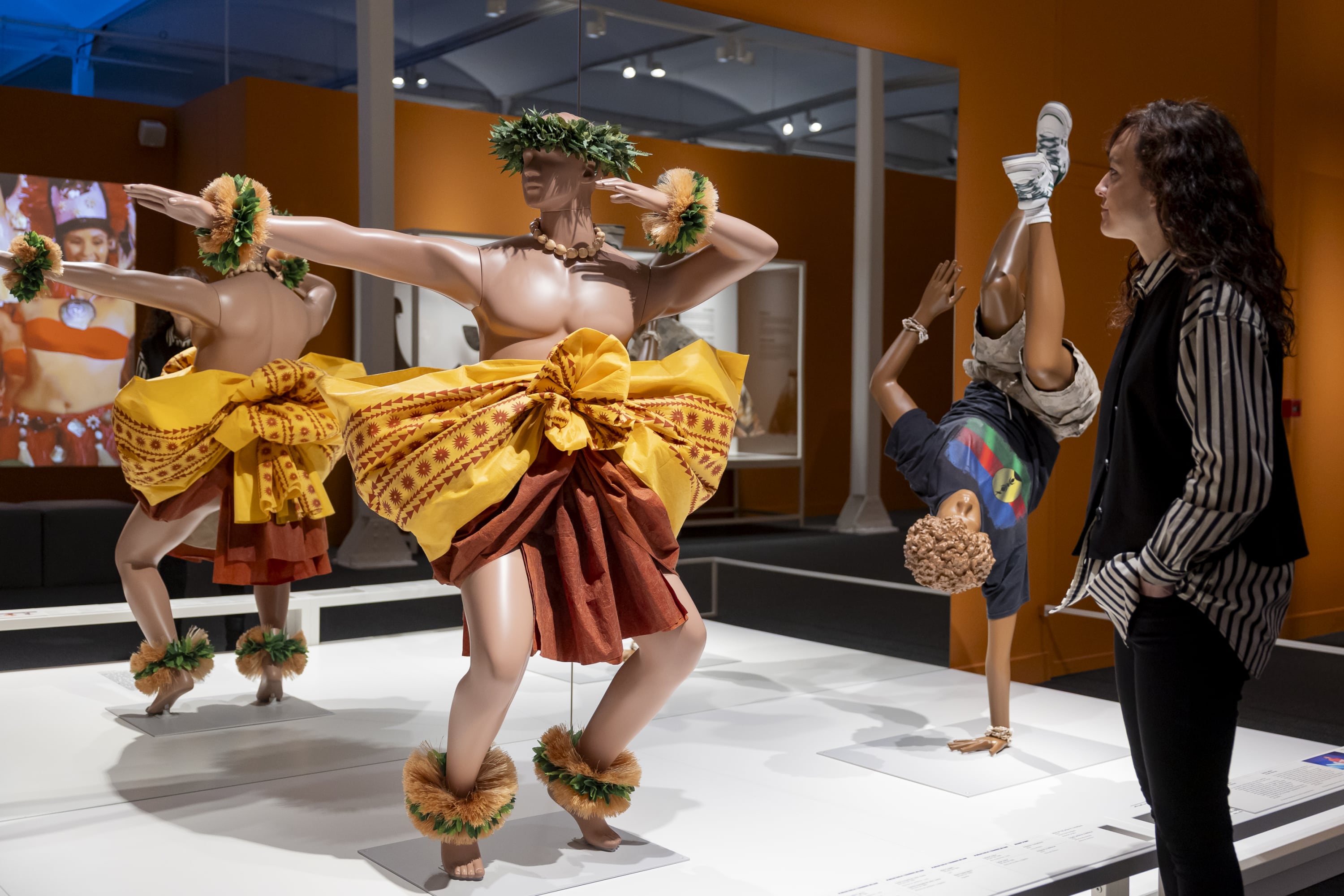 Parte de la exposición 'Voces del Pacífico. Innovación y tradición', en CaixaForum Barcelona.