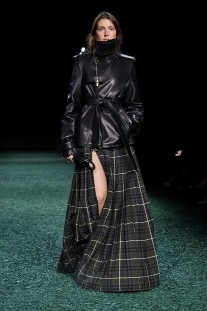 WOMEN FW 24-25/LONDON/FULL LENGTH/BURBERRY