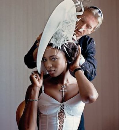 Naomi Campbell durante Royal Ascot, en 2002