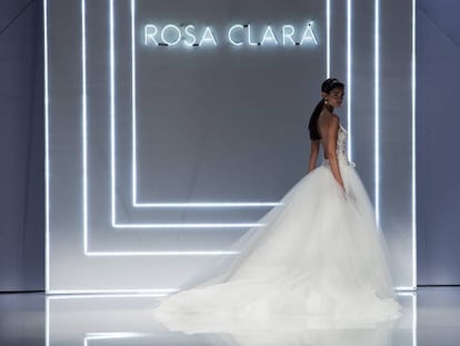 Vestit de Rosa Clará al Barcelona Bridal Fashion Week de 2016.