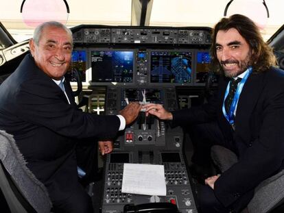 Desde la izquierda, Juan Jose Hidalgo, presidente de Globalia, junto al consejero delegado, Javier Hidalgo.