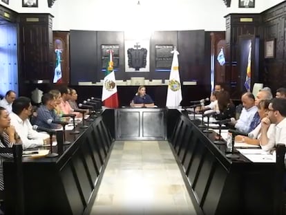 Sesión de cabildo el 28 de marzo 2023 en Veracruz (México).