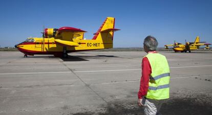 Un hidroavión de los que van a quedar inoperativos en la base de Matacán (Salamanca).