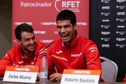 Alcaraz, junto a Pedro Martínez durante una rueda de prensa. / ÁLVARO DÍAZ (RFET)