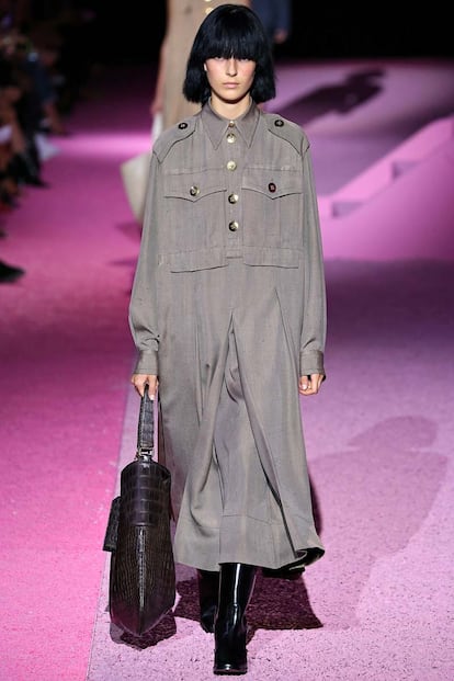 El uniforme militar de Marc Jacobs