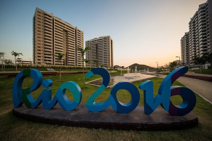 Vista general de la Villa Olímpica y Paralímpica de Río 2016, en Barra da Tijuca.
