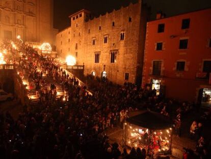 La escalinata de la catedral de Girona durante el espectáculo que inaugura Temporada Alta.