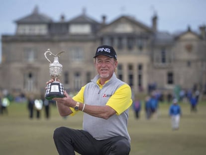 Jiménez, con el mítico trofeo.