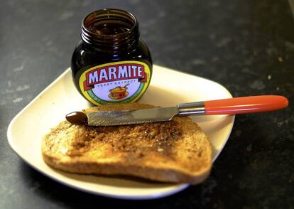 Una tostada con Marmite.