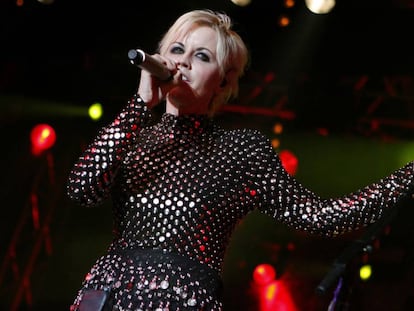 Dolores O'Riordan, el desembre del 2012 a Belgrad, Sèrbia.