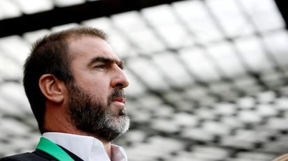 Cantona, exjugador del Manchester United y director deportivo del Cosmos.