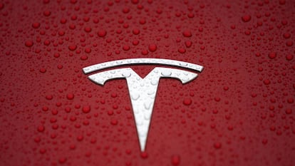 Musk asegura que el futuro Tesla Roadster alcanzará los 1.000km de autonomía