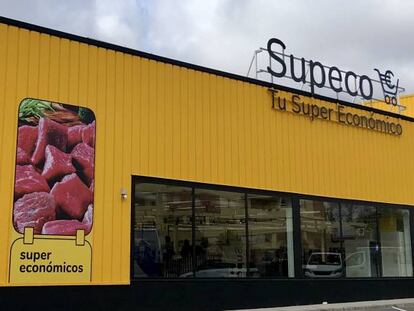 Qué es Supeco, el formato 'low cost' con el que Carrefour quiere ganar cuota en España