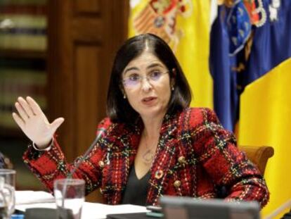 La nueva ministra de Política Territorial tendrá la obligación de acercar Madrid a Canarias, viaje que siempre es tan difícil para los que se sientan en los sillones de la administración de los territorios