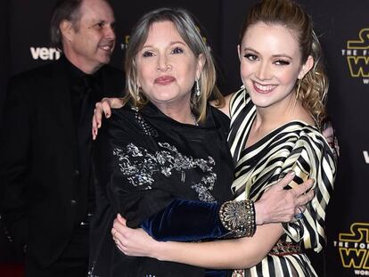 La actriz Carrie Fisher junto a su hija Billie Lourd en la premi&eacute;re de &#039;Star Wars: Es despertar de la fuerza&#039;, en 2015.