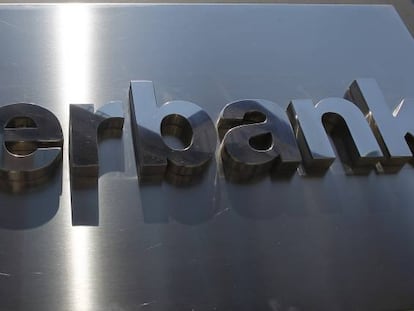 Liberbank gana 108 millones de euros con alza en todos los márgenes