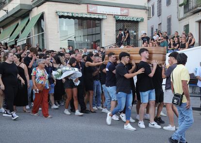 Los vecinos de Íllora se despiden el martes 16 de agosto del joven de 19 años fallecido este lunes.